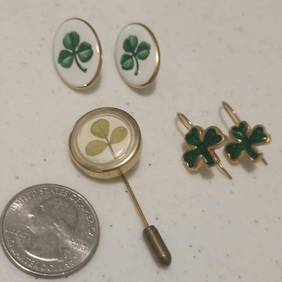 Source Unknown Jewelry - ☘️☘️ Vintage Shamrock Clover Earrings Brooch lot of 3